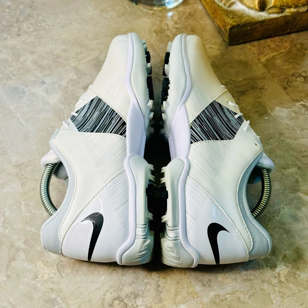 Nike elevate your